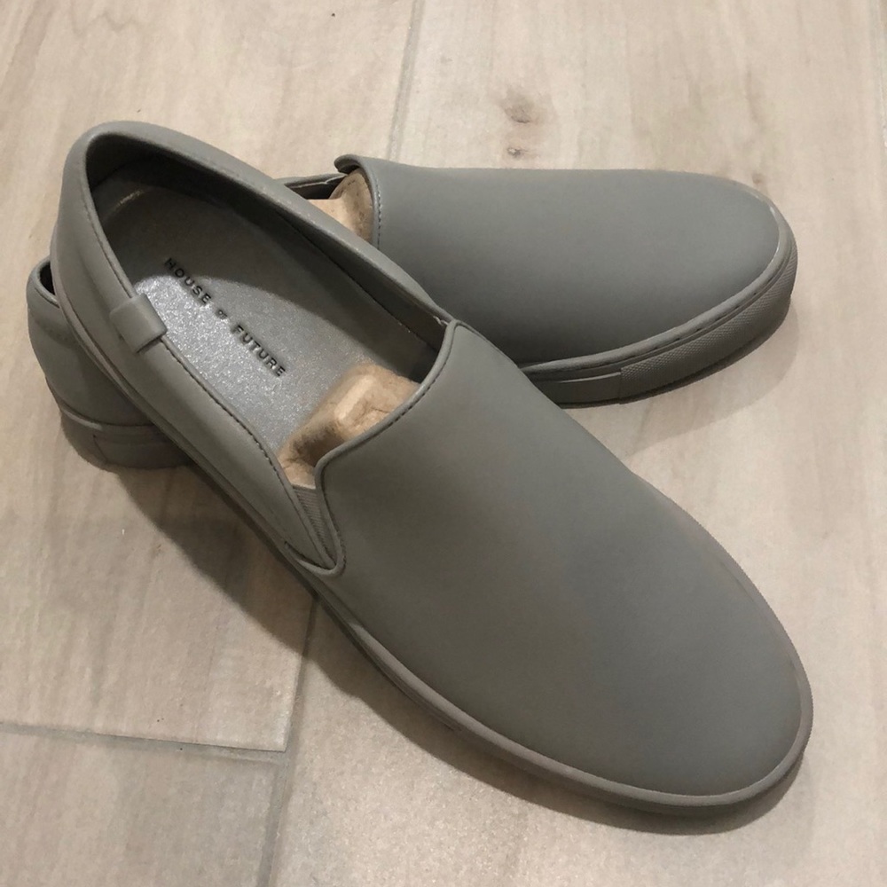 Slip on sneaker - Brand New